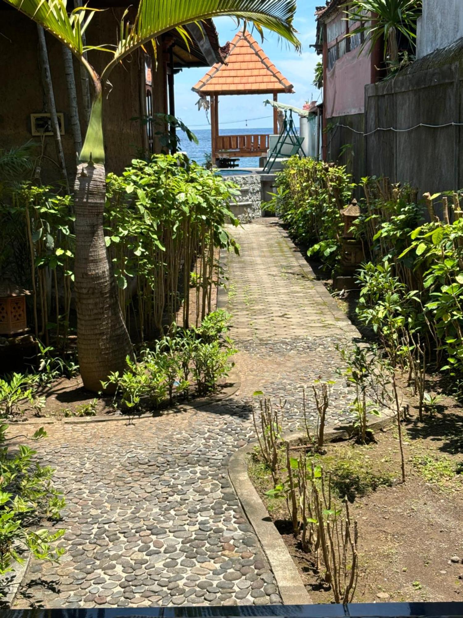 Bahari Beach Amed Exterior photo